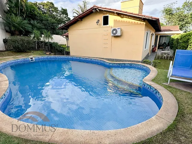 Casa com 844m² 4 quartos e 3 banheiros, à venda, no bairro Castelo em Ipatinga