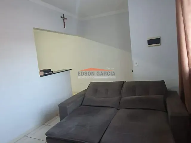 Casa 2 quartos e 1 banheiro, à venda, no bairro Parque São Bento em Sorocaba