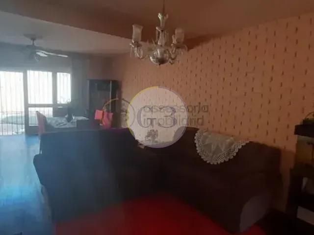 Casa 2 quartos e 4 banheiros, à venda, no bairro Centro em Pelotas