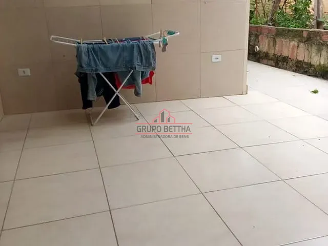 Casa com 280m² 2 quartos e 1 banheiro, à venda, no bairro Vila Ipê em Jandira