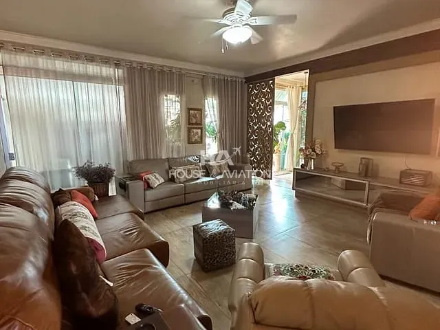 Casa com 360m² 4 quartos e 4 banheiros, à venda, no bairro Setor Gentil Meireles em Goiânia