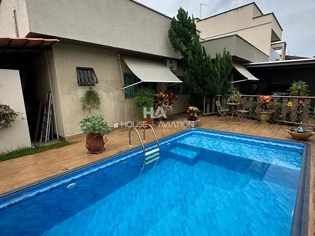 Casa com 360m² 4 quartos e 4 banheiros, à venda, no bairro Setor Gentil Meireles em Goiânia