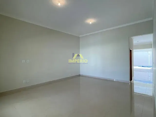 Casa com 407m² 4 quartos e 5 banheiros, à venda, no bairro Cond. Lagos D' Icarai em Salto