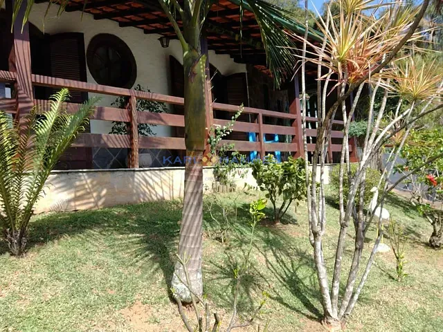Casa 4 quartos e 4 banheiros, à venda, no bairro Estrada da Saudade em Petrópolis