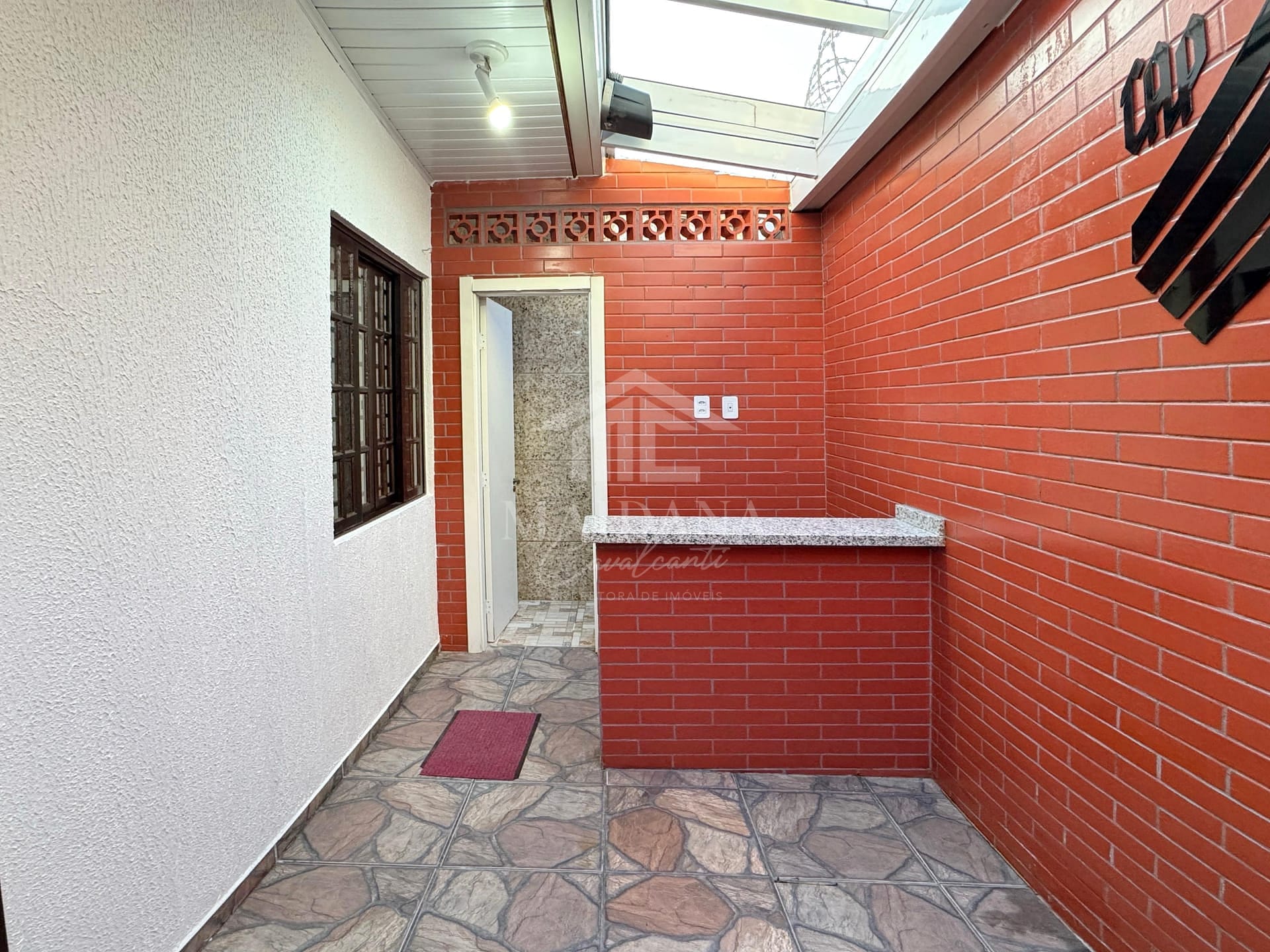 Casa à venda com 2 quartos, 52m² - Foto 12
