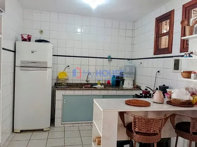 Casa com 175m² 3 quartos e 3 banheiros, à venda, no bairro Olivença em Ilhéus