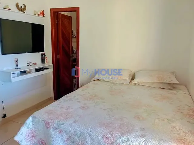 Casa com 175m² 3 quartos e 3 banheiros, à venda, no bairro Olivença em Ilhéus