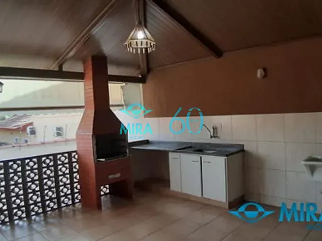 Casa com 250m² 3 quartos e 2 banheiros, à venda, no bairro Fazenda Petrópolis - Residencial Monte Verde em Goiânia