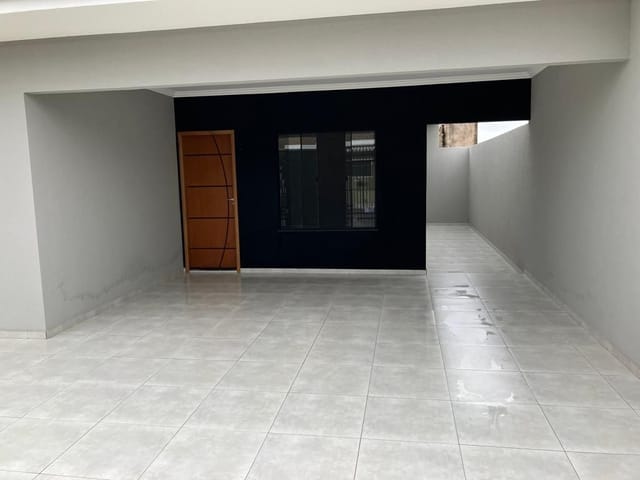 Casa com 225m² 3 quartos e 2 banheiros, à venda, no bairro Jardim Capricornio em Rolândia
