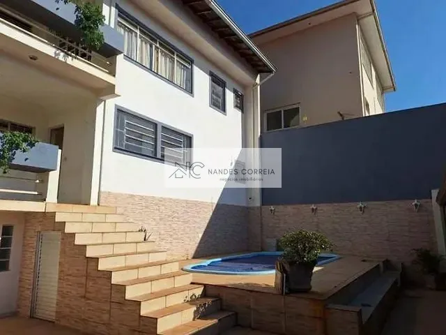 Casa 5 quartos e 5 banheiros, à venda ou para alugar, no bairro Champagnat em Londrina