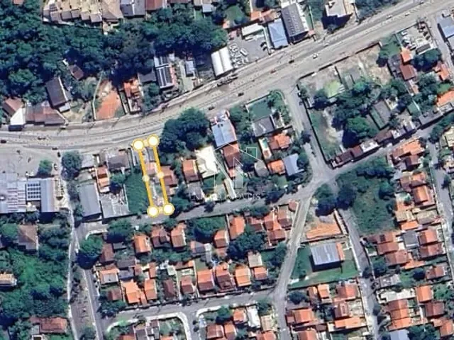 Casa com 700m², à venda, no bairro marques em Maricá