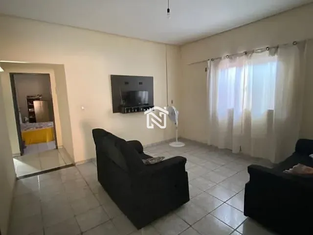 Casa com 377m² 4 quartos e 1 banheiro, à venda, no bairro Jardim Paulista em Paraíso do Tocantins