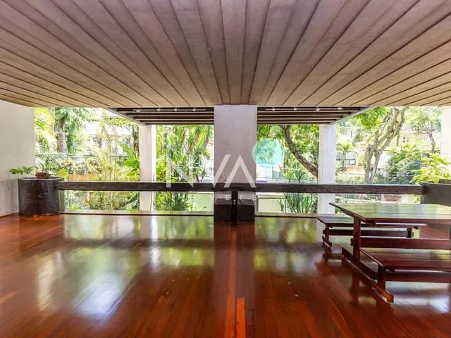 Casa com 645m² 5 quartos e 9 banheiros, à venda, no bairro Jardim Botânico em Rio de Janeiro