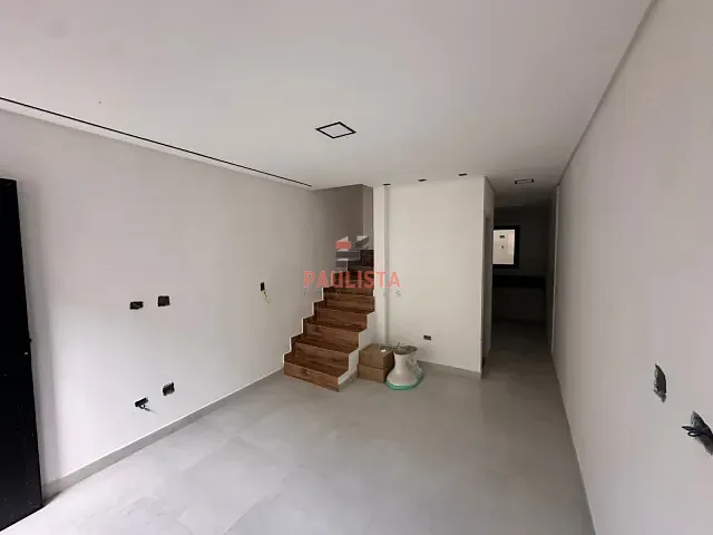 Casa com 55m² 2 quartos e 1 banheiro, à venda, no bairro Ocian em Praia Grande