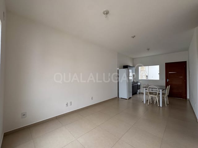 Casa 2 quartos e 1 banheiro, para alugar, no bairro São Bernardo em Tubarão