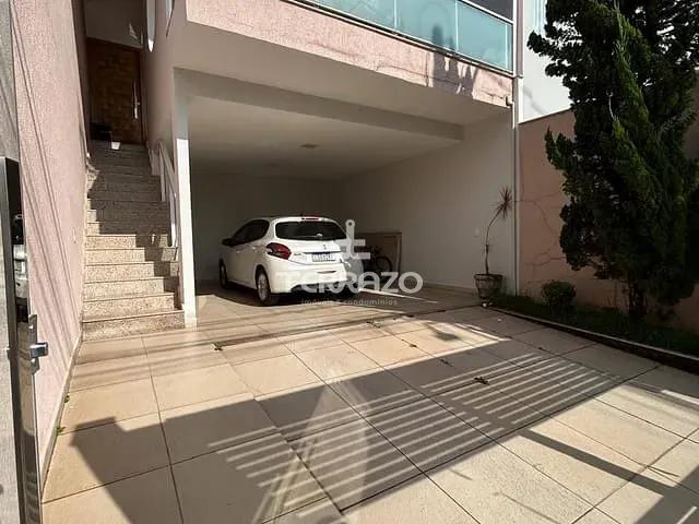 Casa com 360m² 3 quartos e 3 banheiros, à venda, no bairro Jardim Belvedere em Volta Redonda