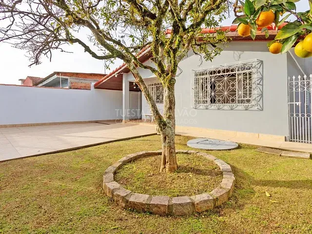 Casa com 190m² 4 quartos e 2 banheiros, à venda, no bairro Santa Cândida em Curitiba