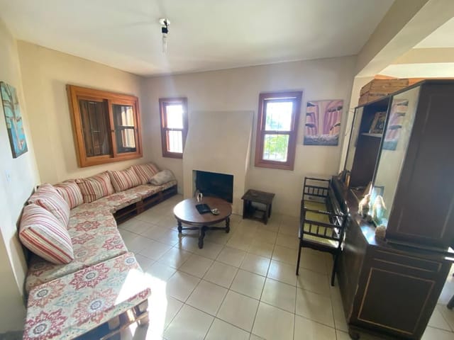 Casa com 395m² 3 quartos e 3 banheiros, à venda, no bairro São Gonçalo em Pelotas