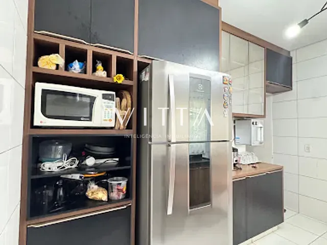 Casa com 360m² 4 quartos e 3 banheiros, à venda, no bairro Centro (Taquaralto) em Palmas