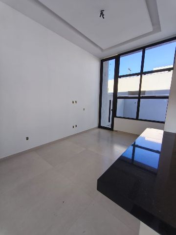 Casa 3 quartos e 1 banheiro, à venda, no bairro Enseada das Gaivotas em Rio das Ostras