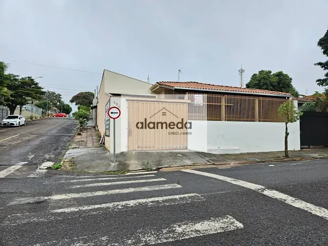 Casa 4 quartos e 2 banheiros, à venda, no bairro PARQUE BELA em Jacarezinho