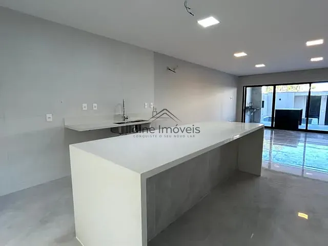Casa com 189m² 5 quartos e 7 banheiros, à venda, no bairro Recreio dos Bandeirantes em Rio de Janeiro
