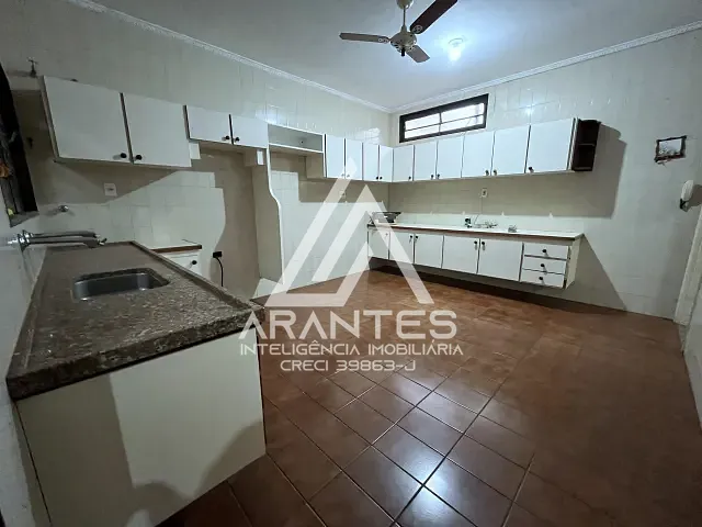 Casa 3 quartos e 3 banheiros, à venda, no bairro São Salvador em Barretos