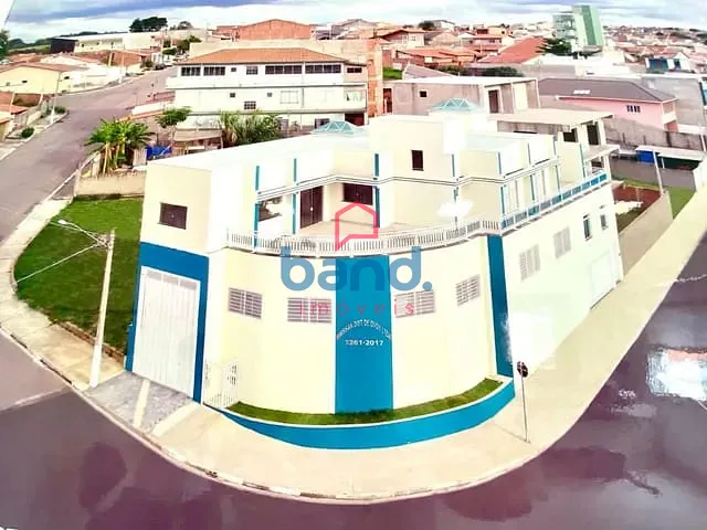 Casa com 330m² 2 quartos e 2 banheiros, à venda, no bairro Jardim São Bento em Porto Feliz