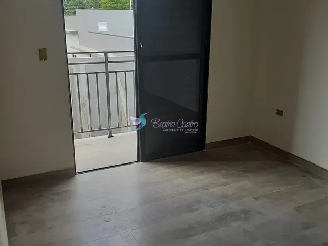Casa com 180m² 3 quartos e 2 banheiros, à venda, no bairro Jardim dos Pinheiros em Atibaia