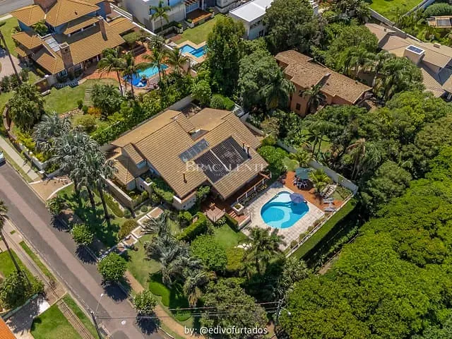 Casa com 2138m² 4 quartos e 7 banheiros, à venda, no bairro Chácaras Alpina em Valinhos