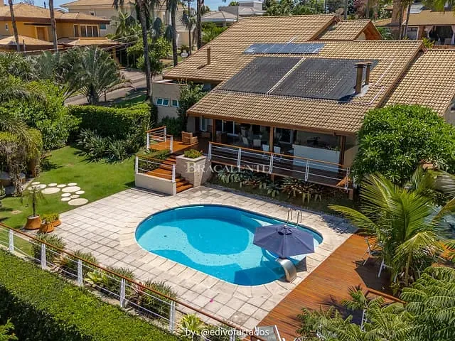 Casa com 2138m² 4 quartos e 7 banheiros, à venda, no bairro Chácaras Alpina em Valinhos