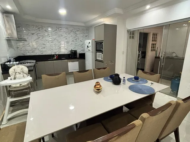 Casa com 260m² 4 quartos e 4 banheiros, à venda, no bairro Areal (Águas Claras) em Brasília