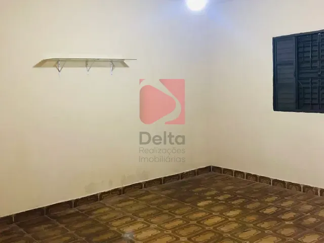 Casa 2 quartos e 1 banheiro, à venda, no bairro Cachoeira de Emas em Pirassununga