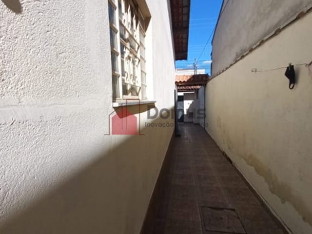 Casa com 250m², à venda, no bairro Residencial Mombaça em Pindamonhangaba