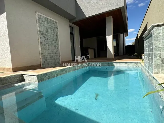 Casa com 406m² 4 quartos e 6 banheiros, à venda, no bairro Portal do Sol Green em Goiânia