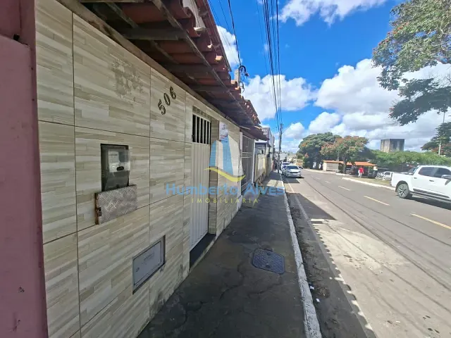 Casa 2 quartos e 1 banheiro, para alugar, no bairro Sumaré em Vitória da Conquista