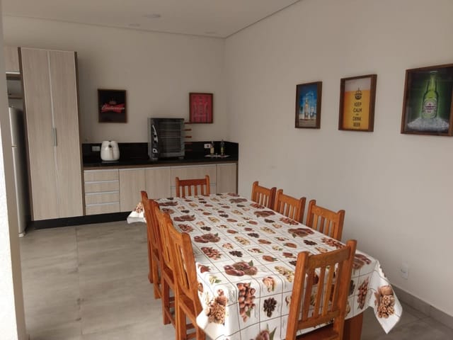 Casa com 450m² 3 quartos e 3 banheiros, à venda, no bairro Rainha em Louveira