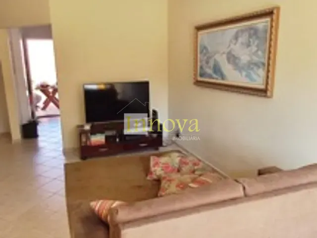 Casa 2 quartos e 2 banheiros, para alugar, no bairro Prainha em Caraguatatuba