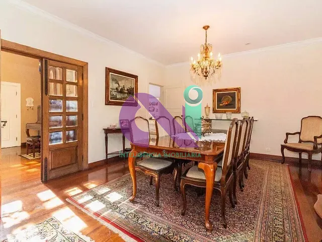 Casa 5 quartos e 5 banheiros, à venda, no bairro Sumaré em São Paulo