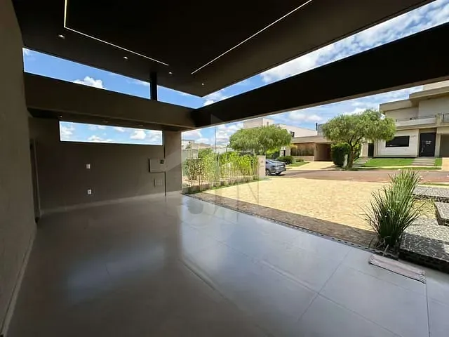 Casa com 700m² 4 quartos e 6 banheiros, à venda, no bairro Vila do Golf em Ribeirão Preto