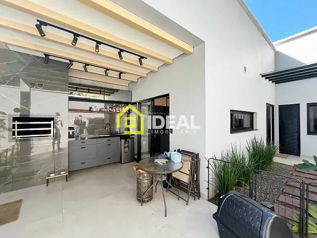 Casa com 163m² 3 quartos e 2 banheiros, à venda, no bairro Arvoredo em Concórdia