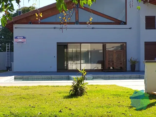 Casa com 1450m² 5 quartos e 7 banheiros, à venda ou para alugar, no bairro Condomínio Zuleika Jabour em Salto