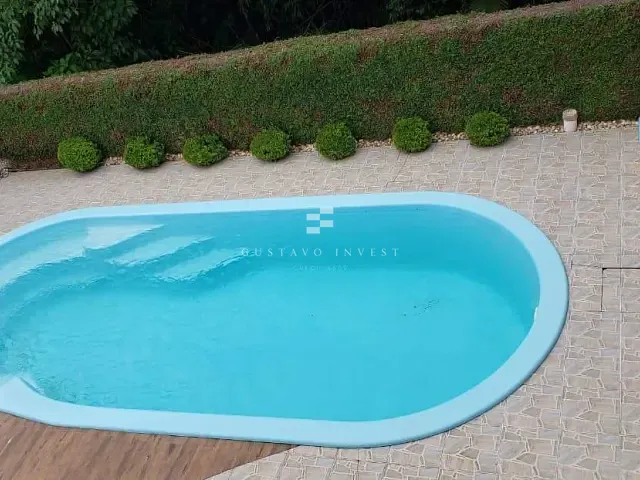 Casa 3 quartos e 3 banheiros, à venda, no bairro Centro I em Brusque