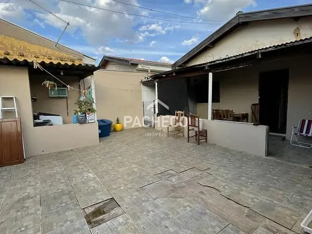 Casa com 250m² 3 quartos e 2 banheiros, à venda, no bairro Jardim Esmeralda em Santa Bárbara D'Oeste