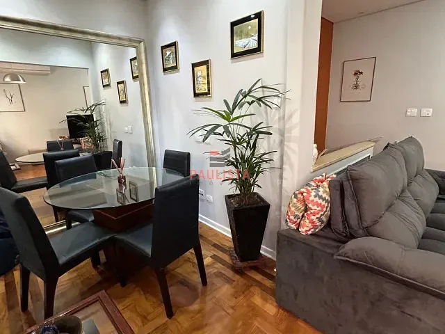 Casa 2 quartos e 2 banheiros, à venda, no bairro Embaré em Santos
