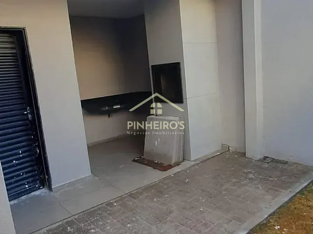 Casa com 150m² 3 quartos e 2 banheiros, à venda, no bairro Parque Residencial Ana Rosa em Cambé