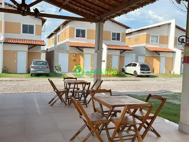 Casa com 60m², à venda, no bairro Santa Maria da Codipe em Teresina