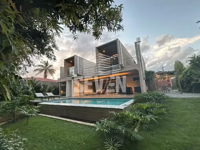 Casa com 2100m² 3 quartos e 4 banheiros, à venda, no bairro Jardim Shangri-Lá em Bauru