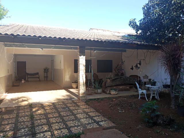 Casa com 1100m² 5 quartos e 5 banheiros, à venda, no bairro Ponte Alta Norte (Gama) em Brasília