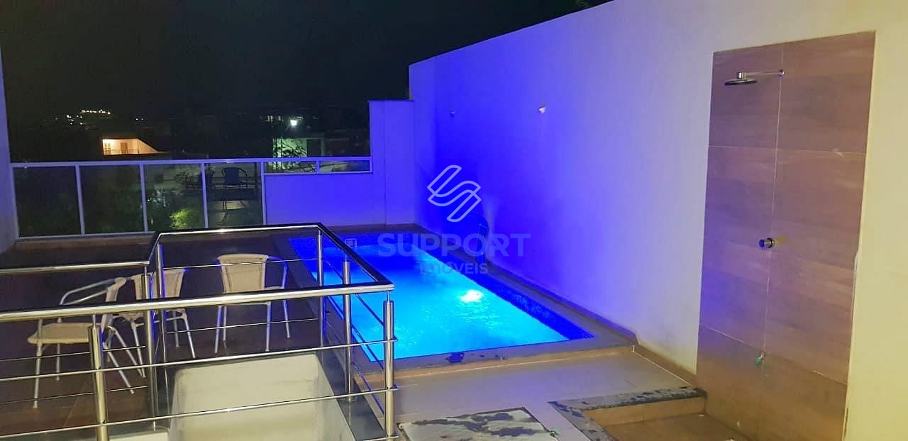 Casa à venda com 3 quartos, 150m² - Foto 2